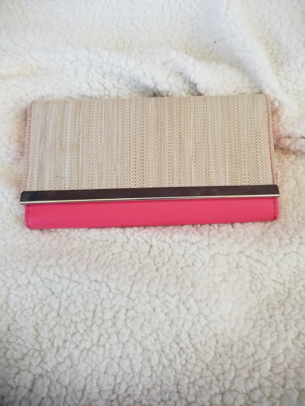 Textured Straw Wallet with Pink Pebbled Trim and Metal Accent